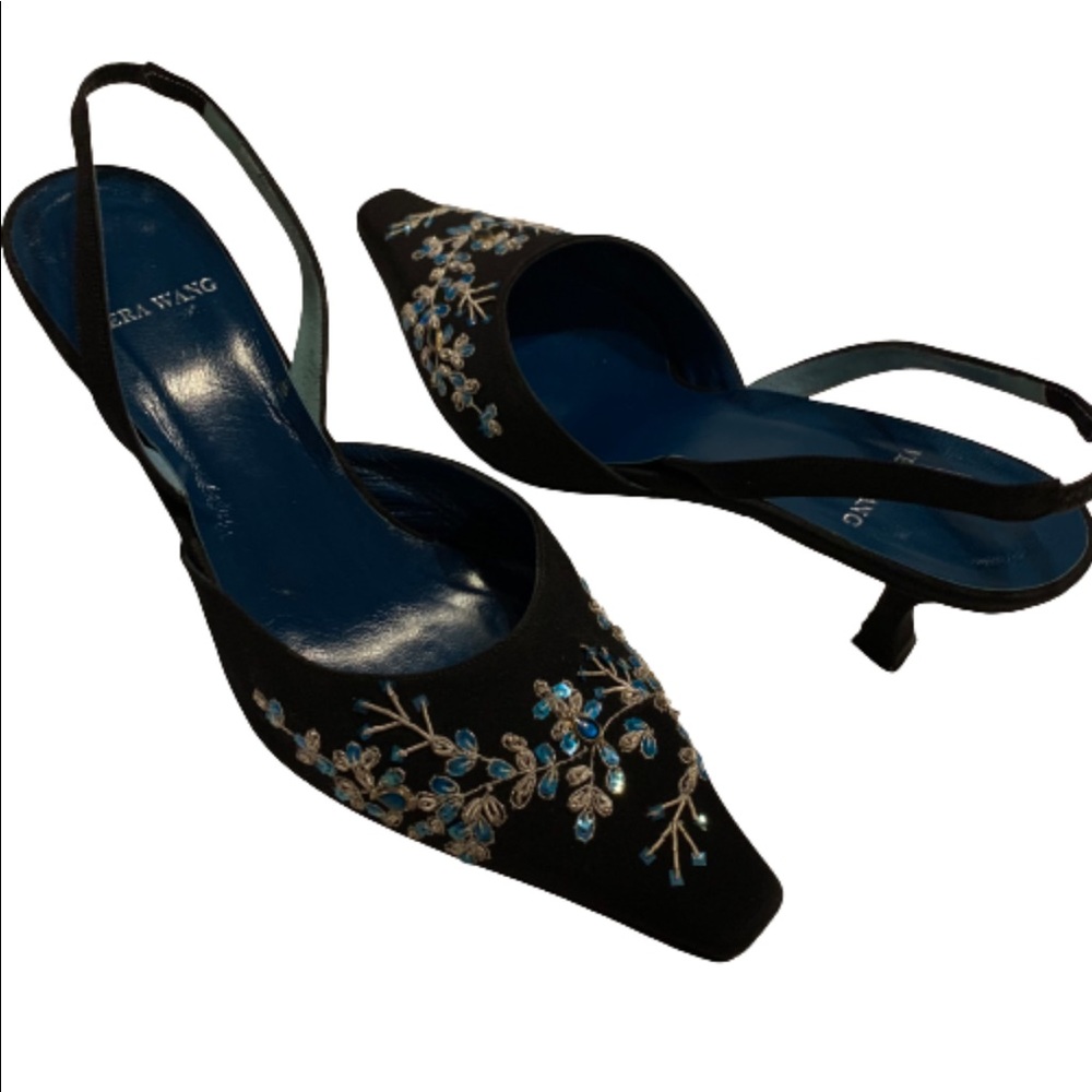 Vera Wang Black and Blue Embroidered Women's Shoes